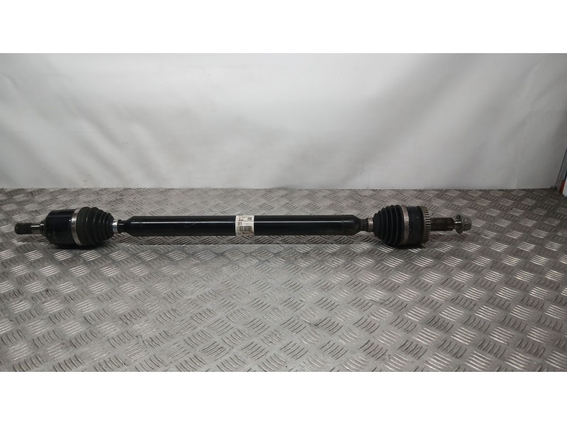 Recambio de transmision delantera derecha para hyundai tucson (tl, tle) 1.6 gdi referencia OEM IAM 49501D7200  