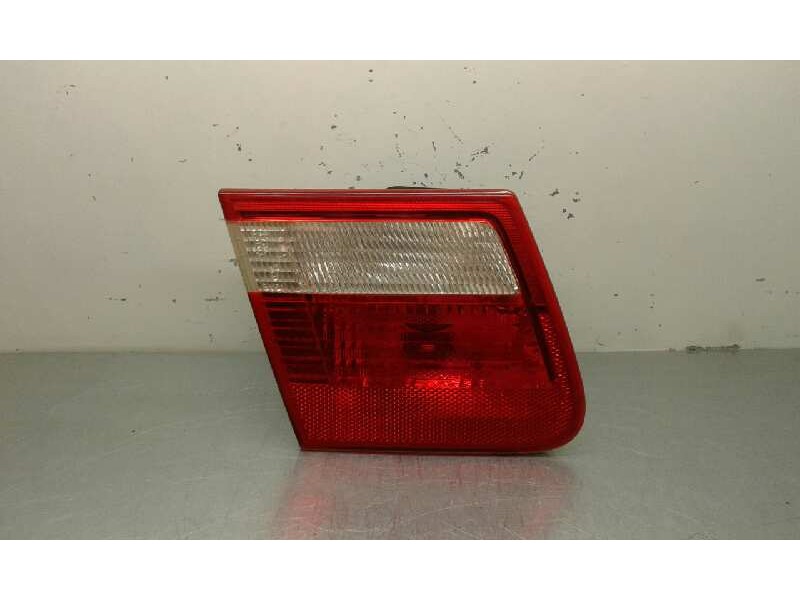 Recambio de piloto trasero izquierdo para bmw serie 3 berlina (e46) 2.0 16v diesel cat referencia OEM IAM   INTERIOR