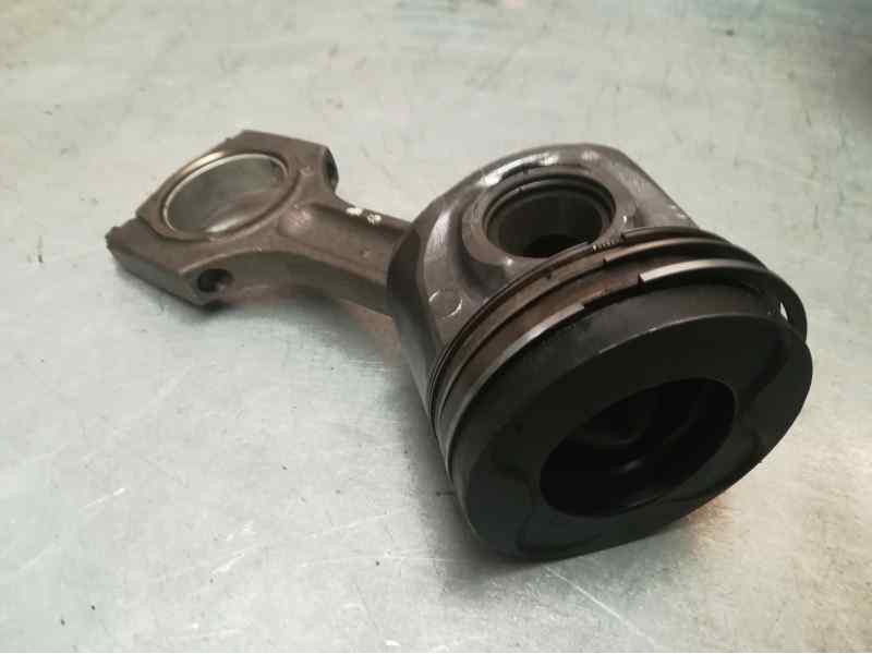 Recambio de biela para bmw x5 (e70) 3.0 turbodiesel cat referencia OEM IAM   