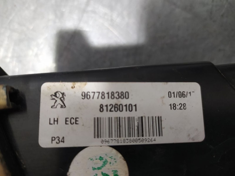 Recambio de piloto trasero izquierdo para peugeot 308 style referencia OEM IAM 9677818380  INTERIOR ROZADO