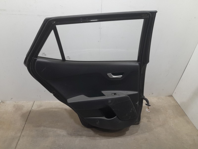 Recambio de puerta trasera izquierda para kia stonic (yb) 1.2 cvvt referencia OEM IAM   