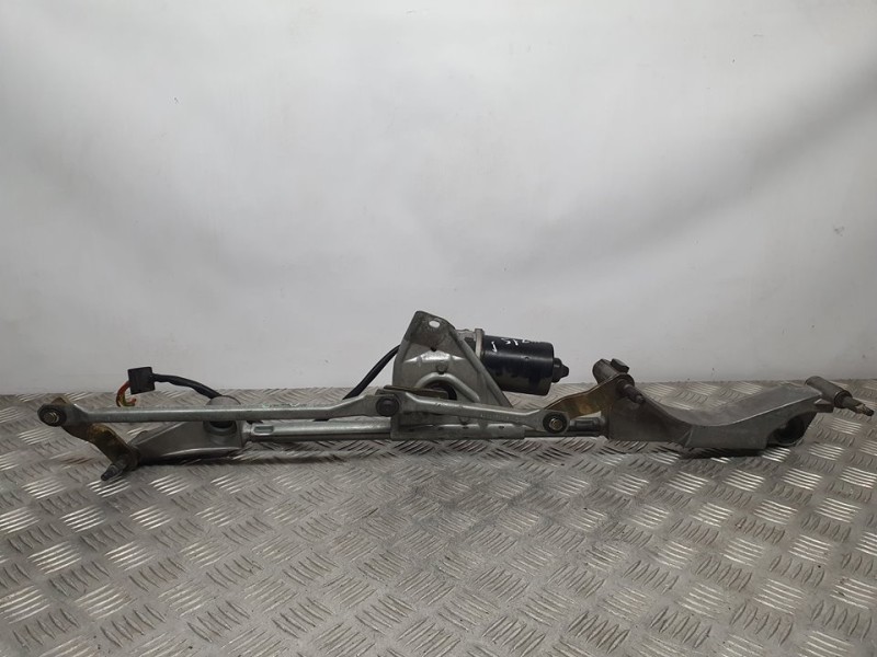 Recambio de motor limpia delantero para mercedes-benz clase c (w203) berlina 200 compressor (203.042) referencia OEM IAM A203820