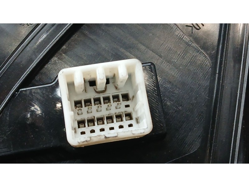 Recambio de retrovisor derecho para kia stonic (yb) 1.2 cvvt referencia OEM IAM 87620H8050ABP ELECTRICO ROZADO 5 PINS 