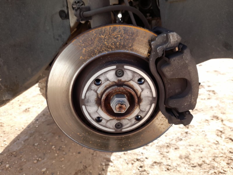 Recambio de mangueta delantera derecha para citroën c3 iii (sx) 1.2 vti 82 referencia OEM IAM 1607557580  