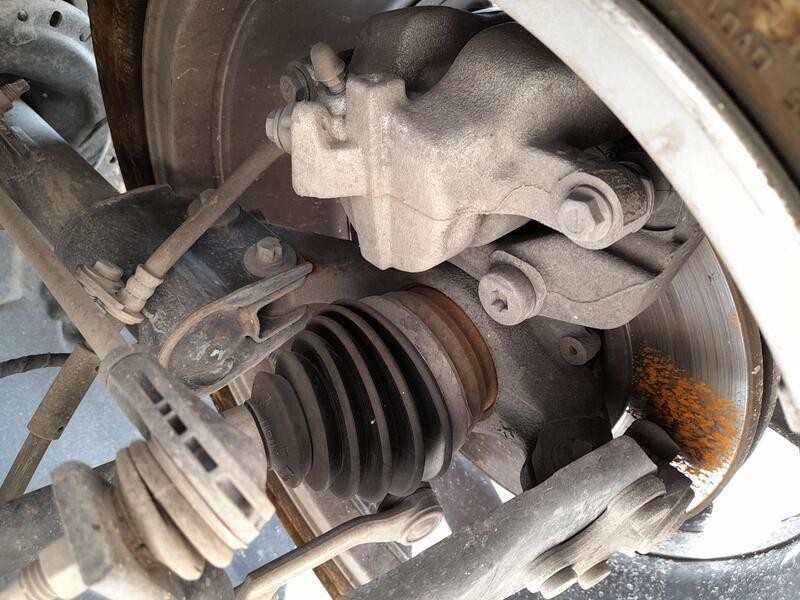 Recambio de mangueta delantera izquierda para opel corsa f (p2jo) 1.2 (68) referencia OEM IAM 9826780480  