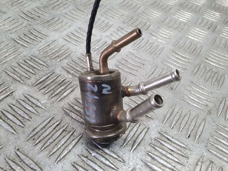 Recambio de inyector adblue para volkswagen tiguan advance bmt referencia OEM IAM 05L131113J 0444025149 BOSCH