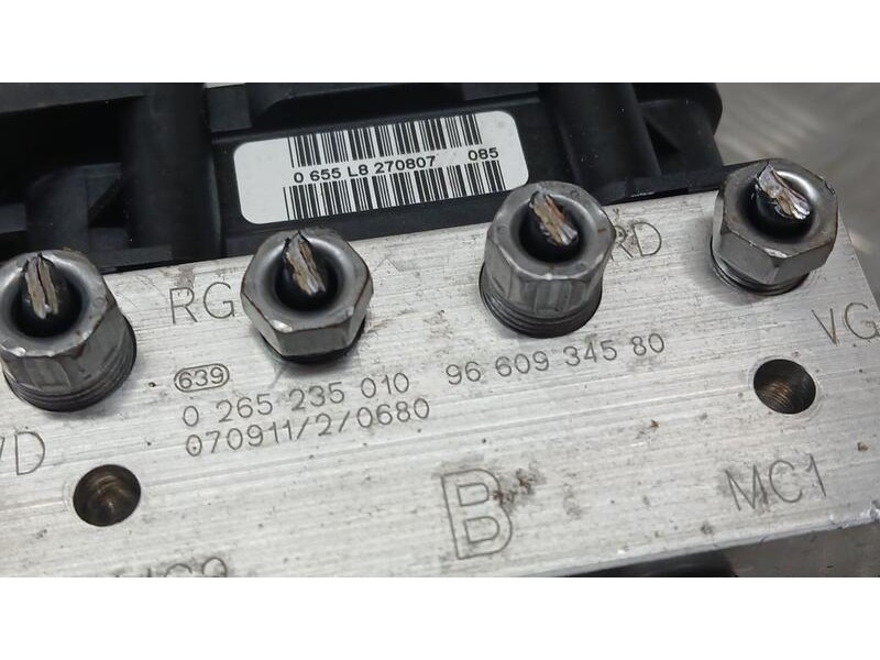 Recambio de abs para citroën c4 picasso sx referencia OEM IAM 9660934580 BOSCH 0265235010