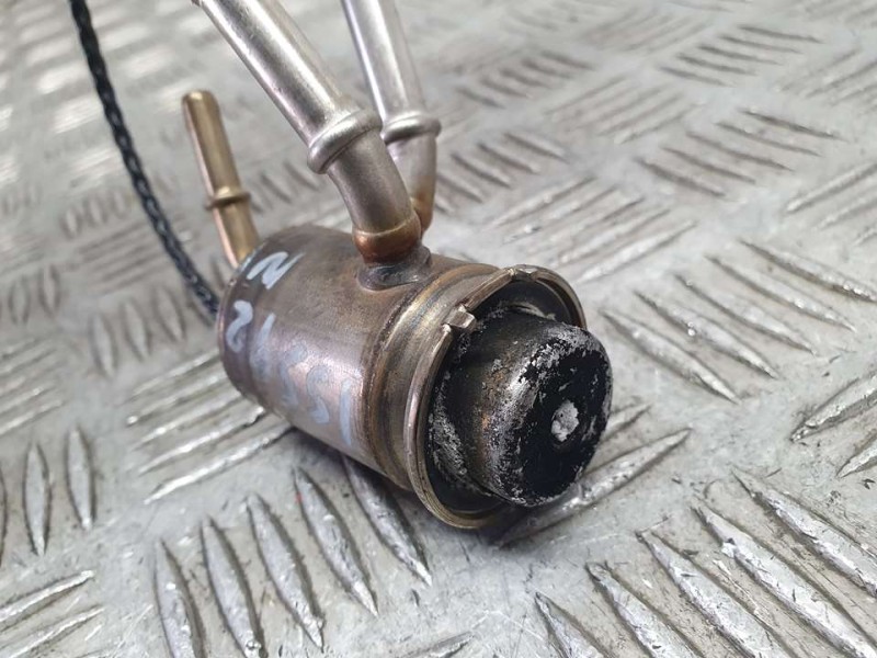 Recambio de inyector adblue para volkswagen tiguan advance bmt referencia OEM IAM 05L131113J 0444025149 BOSCH