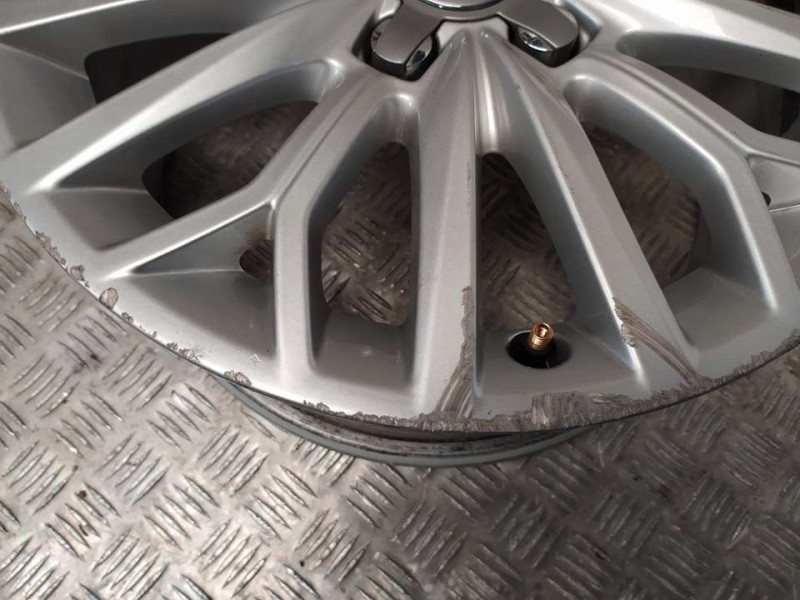 Recambio de juego llantas aluminio para audi a3 sportback (8va) ambiente referencia OEM IAM 7X16 5 TORN ET48 ALUMINIO 