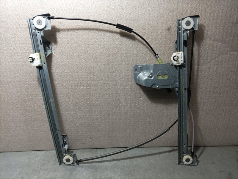 Recambio de elevalunas delantero derecho para renault kangoo profesional referencia OEM IAM 807208423R  ELECTRICO 2 PINS