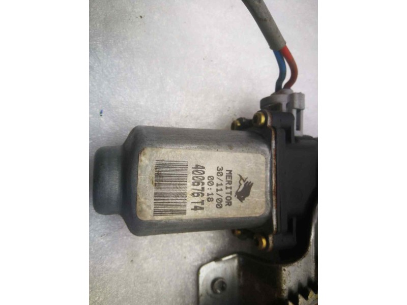 Recambio de elevalunas delantero derecho para mg serie 45 (rt) classic (5-ptas.) referencia OEM IAM  400676T4 DOS PINS