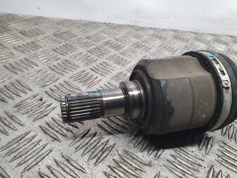Recambio de transmision delantera izquierda para hyundai ix35 style 2wd referencia OEM IAM 495002Y930  