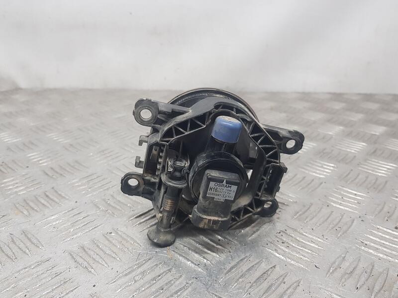 Recambio de faro antiniebla izquierdo para renault megane iv hatchback (b9a/m/n_) 1.5 blue dci 115 (b9a6) referencia OEM IAM 261