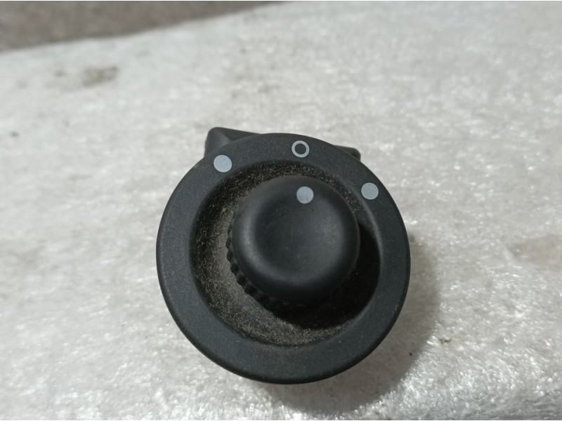 Recambio de mando retrovisor para renault kangoo profesional referencia OEM IAM 8200214919  VALEO