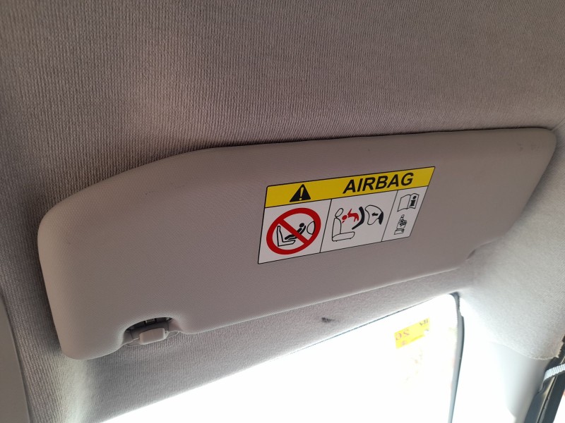 Recambio de parasol derecho para citroën c3 iii (sx) 1.2 vti 82 referencia OEM IAM 98100807BJ  