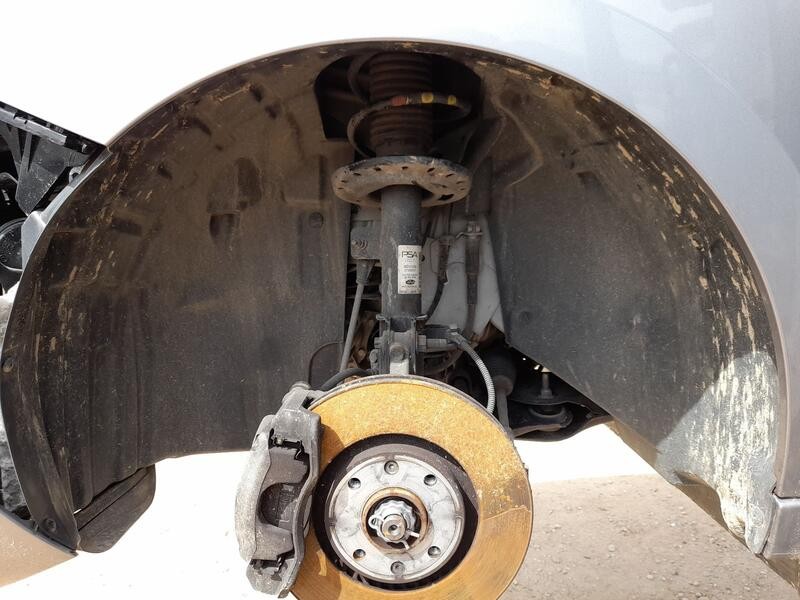 Recambio de plastico pase rueda del. izq. para opel corsa f (p2jo) 1.2 (68) referencia OEM IAM 9859021480  