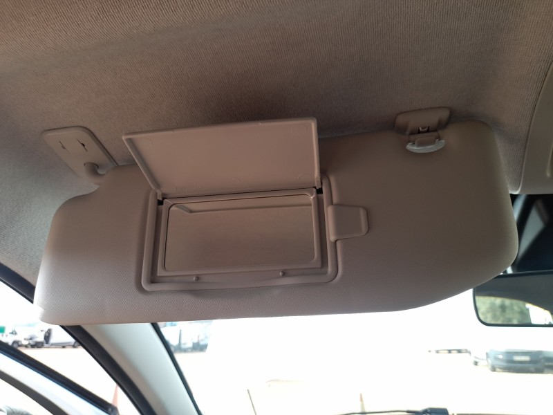 Recambio de parasol izquierdo para citroën c3 iii (sx) 1.2 vti 82 referencia OEM IAM 96738898BJ  