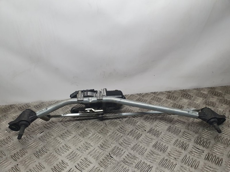 Recambio de motor limpia delantero para renault kangoo profesional referencia OEM IAM 8200409692D 54001902 