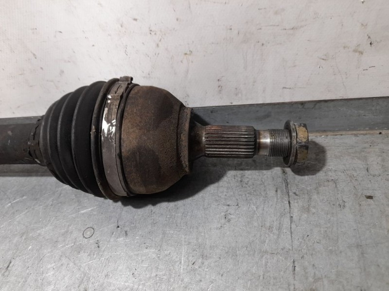 Recambio de transmision delantera izquierda para peugeot 407 sport referencia OEM IAM 9640848380  