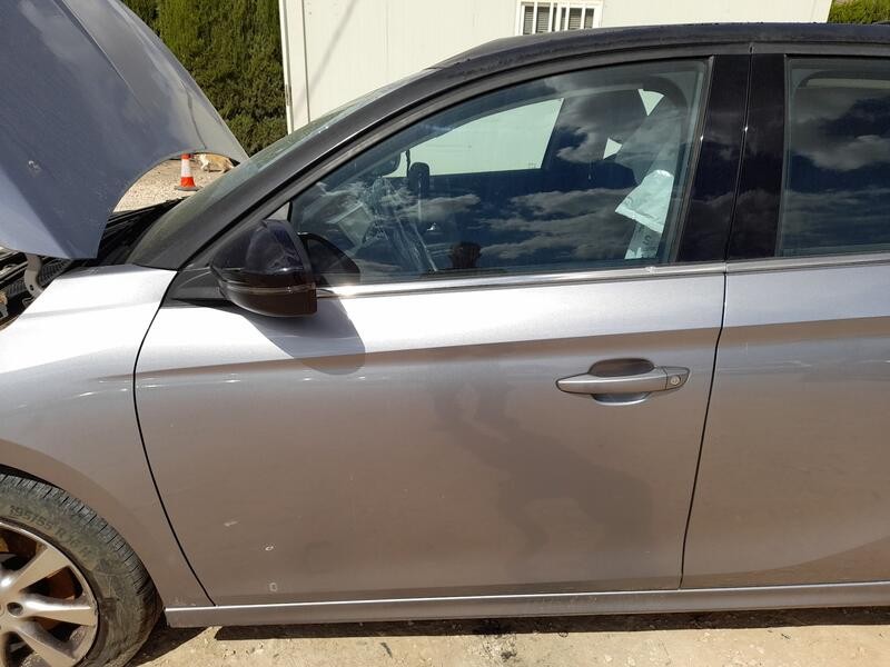 Recambio de puerta delantera izquierda para opel corsa f (p2jo) 1.2 (68) referencia OEM IAM 9837705780  
