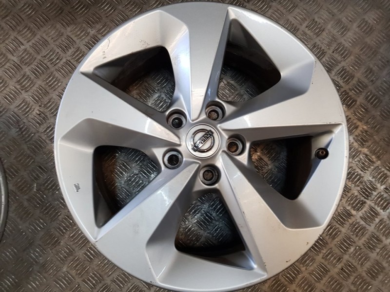 Recambio de juego llantas aluminio para nissan qashqai (j11) acenta referencia OEM IAM  ALUMINIO 7X17 5 TORN ET 40