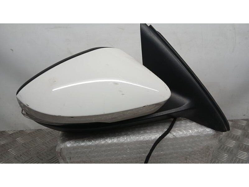 Recambio de retrovisor derecho para skoda octavia iii combi (5e5, 5e6) 1.5 tsi g-tec referencia OEM IAM 5E0857538A ELECTRICO 9 C