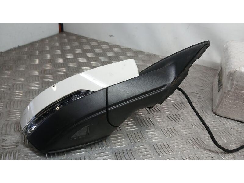 Recambio de retrovisor derecho para skoda octavia iii combi (5e5, 5e6) 1.5 tsi g-tec referencia OEM IAM 5E0857538A ELECTRICO 9 C