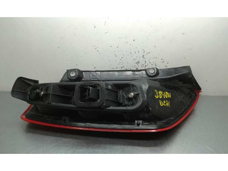 Recambio de piloto trasero derecho para fiat grande punto (199) 1.4 referencia OEM IAM   