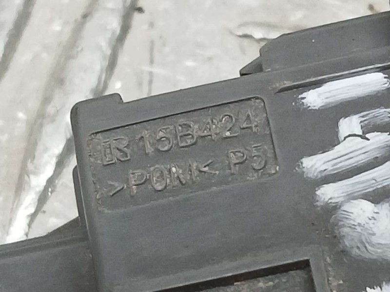 Recambio de warning para toyota aygo x-cite referencia OEM IAM 15B424 15B424 