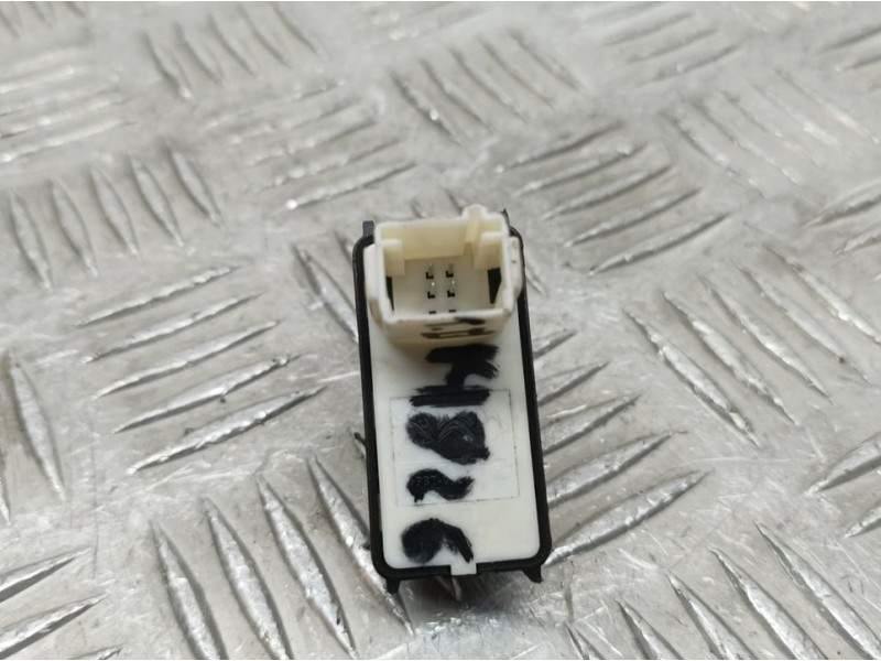 Recambio de mando elevalunas trasero izquierdo para citroën c4 1.5 hdi referencia OEM IAM 98044803ZD  