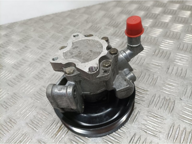Recambio de bomba direccion para mercedes-benz vito (w638) combi 108 cdi (638.194) referencia OEM IAM A0024666901  