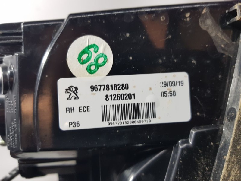 Recambio de piloto trasero derecho para peugeot 308 style referencia OEM IAM 9677818280 81260201 INTERIOR