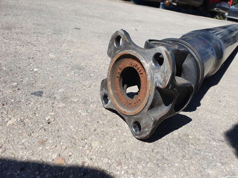 Recambio de transmision central para iveco daily ka caja cerrada gran espacio 35s... batalla 3300 referencia OEM IAM SIN REF  