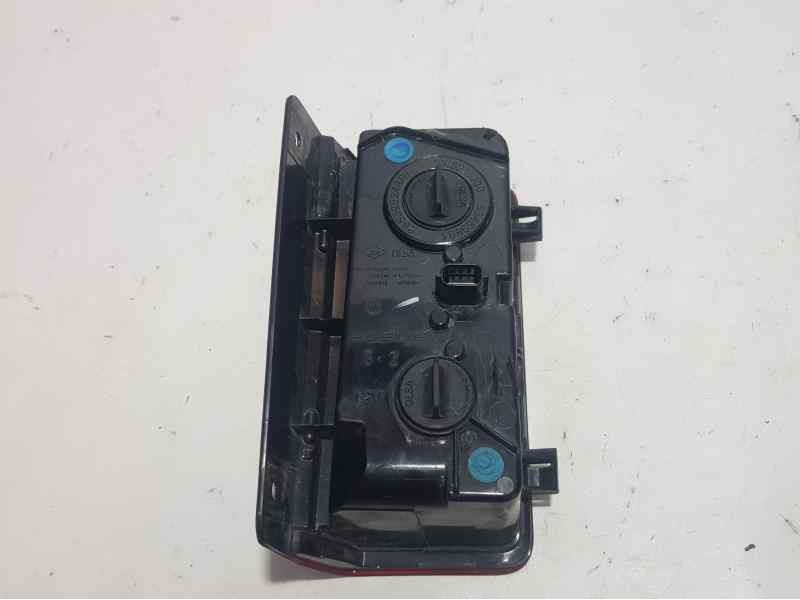 Recambio de piloto trasero izquierdo paragolpes para nissan nv300 kastenwagen/kombi l1h1 2,7t comfort referencia OEM IAM   