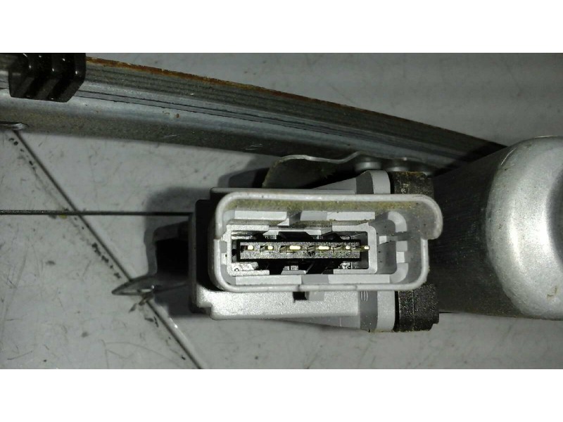 Recambio de elevalunas delantero izquierdo para citroën c3 1.1 referencia OEM IAM  6 PINS ELECTRICO