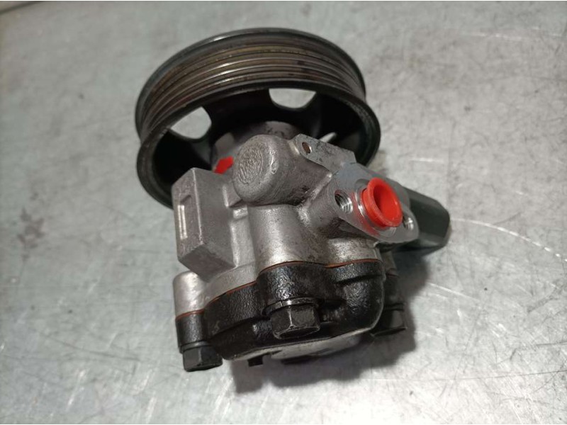 Recambio de bomba direccion para hyundai matrix (fc) 1.5 crdi gls referencia OEM IAM YST11  