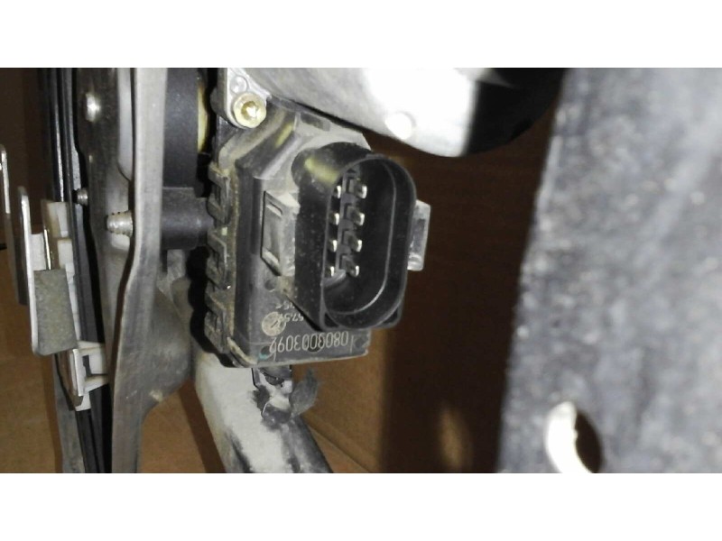Recambio de elevalunas trasero derecho para audi a6 berlina (4b2) 2.8 referencia OEM IAM  8 PINS ELECTRICO