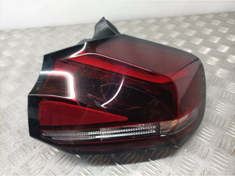 Recambio de piloto trasero derecho para citroën c4 1.5 hdi referencia OEM IAM 9831100080  EXTERIOR ROZADO