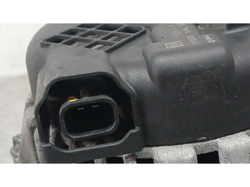 Recambio de alternador para opel astra j lim. sport referencia OEM IAM 13500186 DAC 