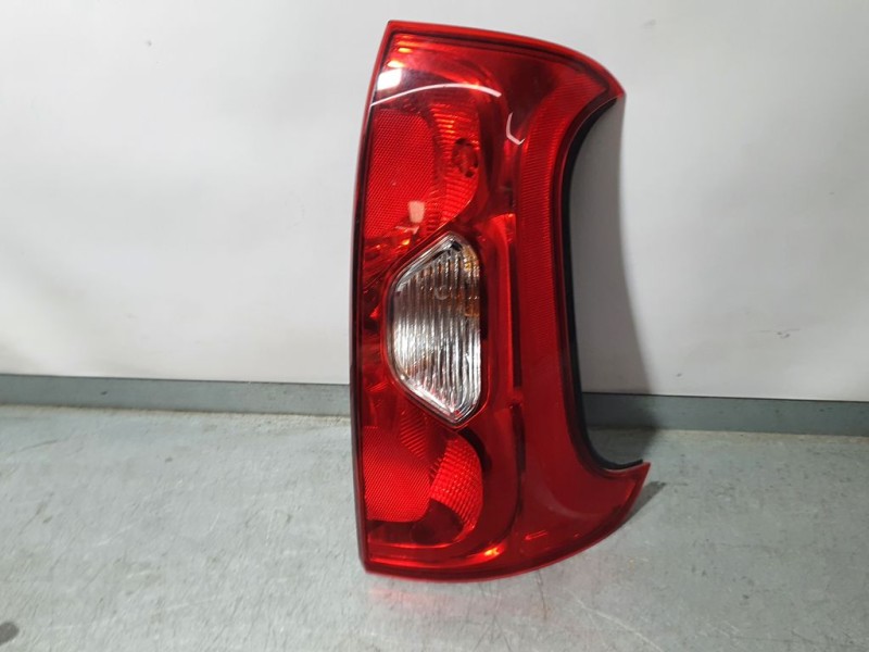 Recambio de piloto trasero derecho para fiat panda van iii (519) pop referencia OEM IAM   