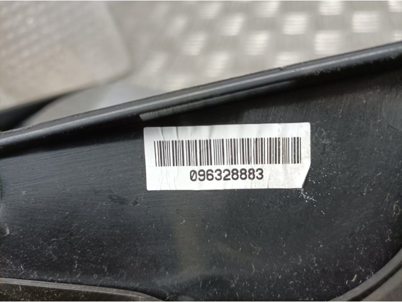 Recambio de retrovisor derecho para mercedes-benz vito (w638) combi 108 cdi (638.194) referencia OEM IAM A6388100716  TOCADO MAN