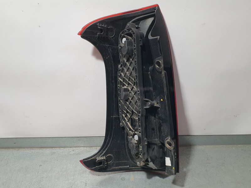 Recambio de piloto trasero derecho para fiat panda van iii (519) pop referencia OEM IAM   