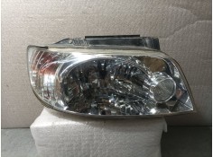 Recambio de faro derecho para hyundai matrix (fc) 1.5 crdi gls referencia OEM IAM 92102170  