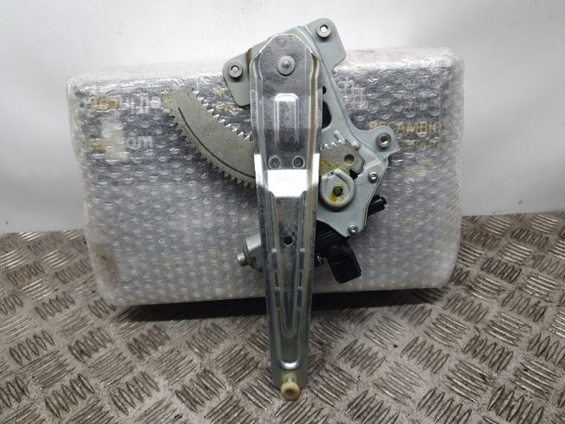 Recambio de elevalunas trasero derecho para subaru xv active referencia OEM IAM SIN REF  ELECTRICO