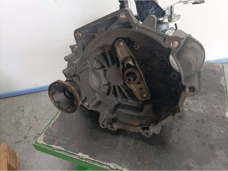 Recambio de caja cambios para volkswagen polo (6r1) advance referencia OEM IAM PED 13055 5VELOCIDADES
