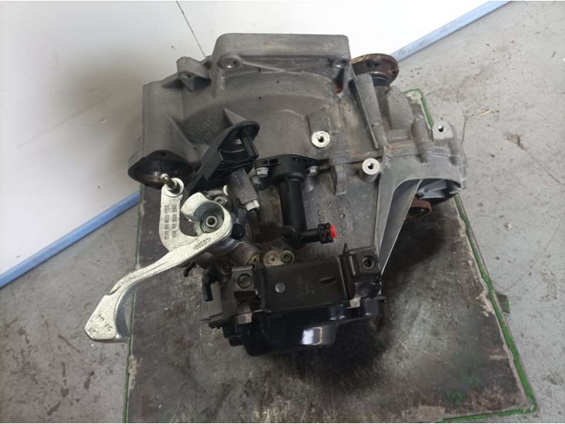 Recambio de caja cambios para volkswagen polo (6r1) advance referencia OEM IAM PED 13055 5VELOCIDADES