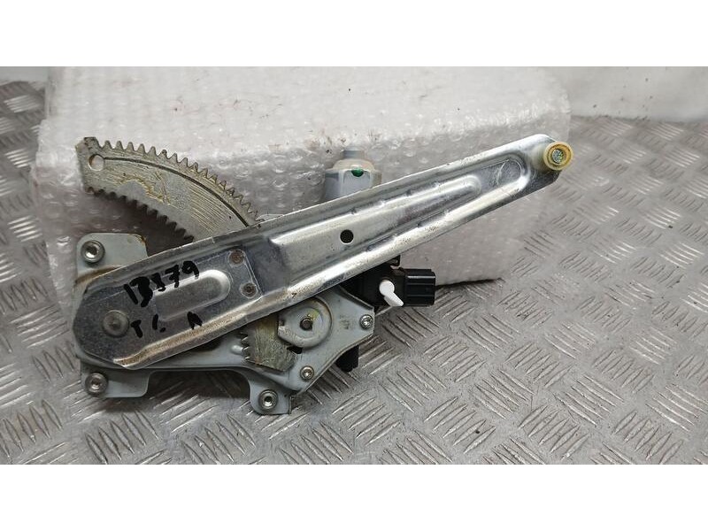 Recambio de elevalunas trasero izquierdo para subaru xv active referencia OEM IAM 401170 ELECTRICO 2 PINS 