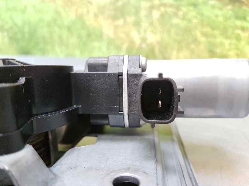 Recambio de elevalunas delantero derecho para renault clio iv expression referencia OEM IAM 807205569R 2 PINS ELECTRICO