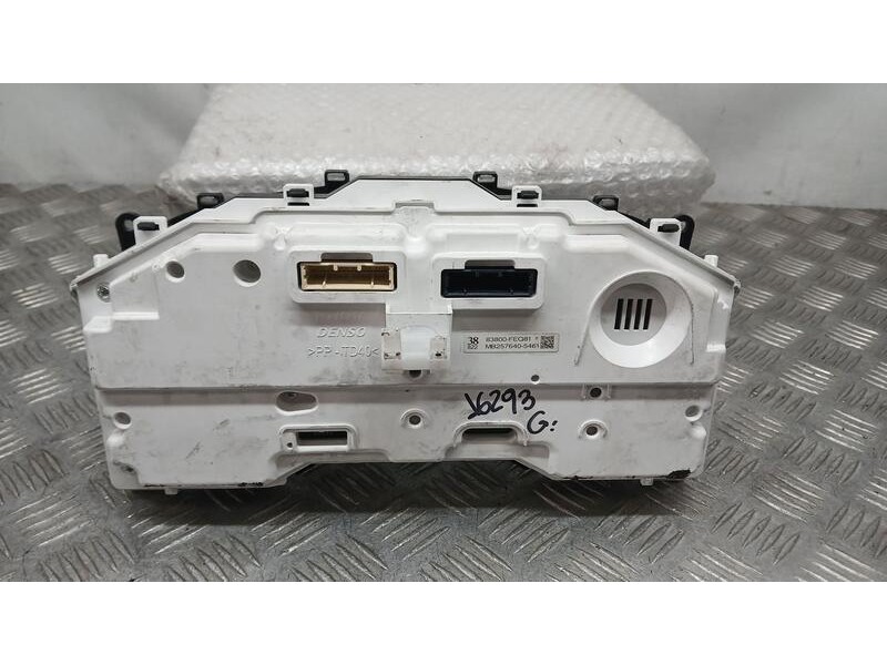 Recambio de cuadro instrumentos para toyota corolla (e21) hybrid active referencia OEM IAM 83800FEQ81  2576405461