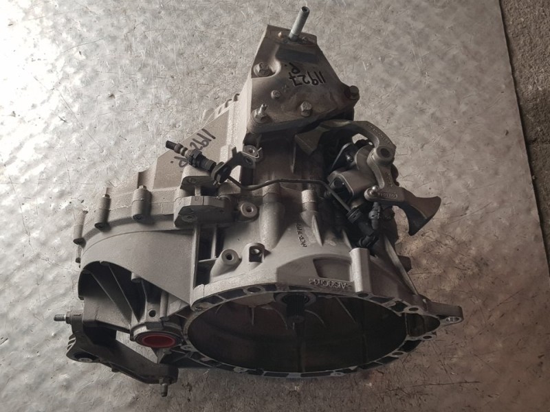 Recambio de caja cambios para ford mondeo ber. (ca2) ghia referencia OEM IAM 7G9R7002YF 090309 6 VELOCIDADES